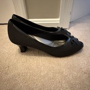 Womens black heels, Abella size 7.5